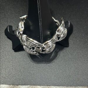 Elegant Silver Women's Bracelet